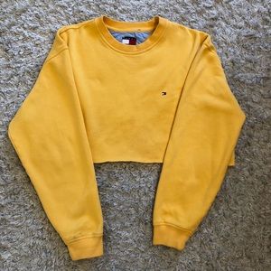 Authentic Tommy Hilfiger Yellow Cropped Crewneck